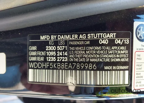 2014 Mercedes-Benz E 350 z USA, uszkodzony, nr VIN WDDHF5KB8EA789986